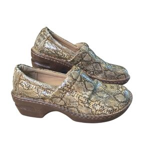 b.o.c. Snakeskin Faux Mules Size 8 Unique Fun Dark Green Brown Clogs EUC